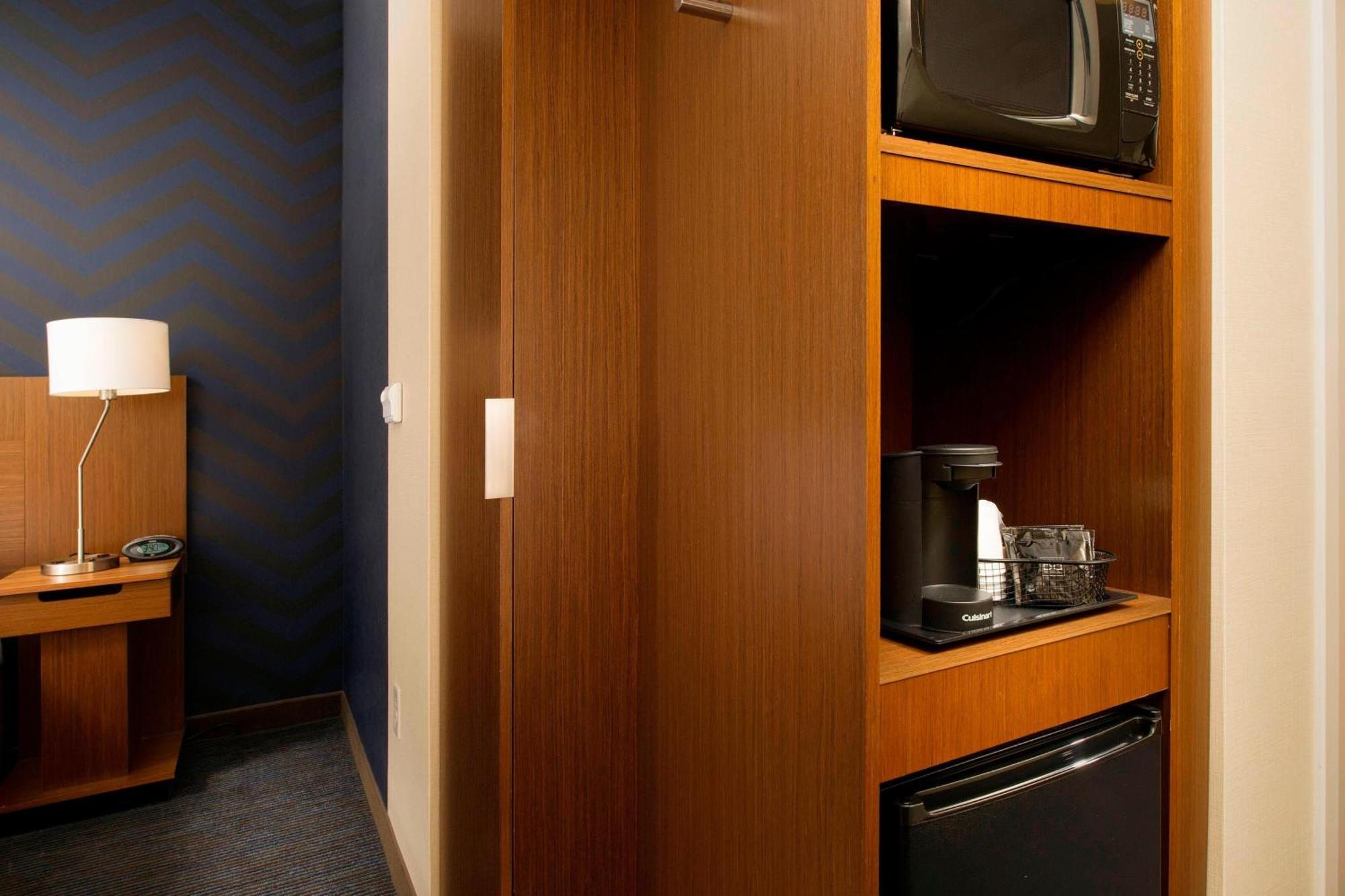 Fairfield Inn And Suites By Marriott Nashville Downtown/The Gulch Екстериор снимка
