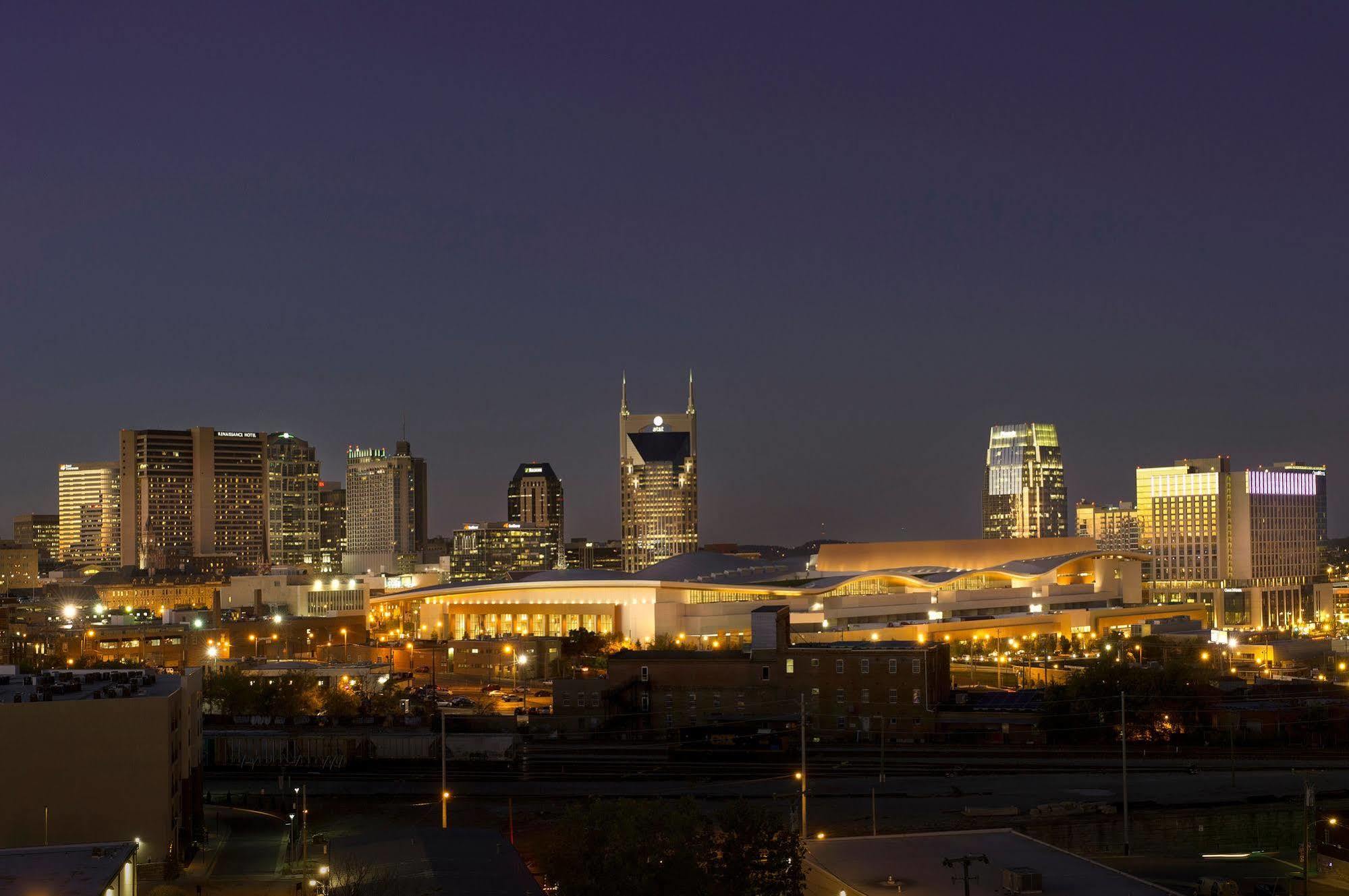 Fairfield Inn And Suites By Marriott Nashville Downtown/The Gulch Екстериор снимка